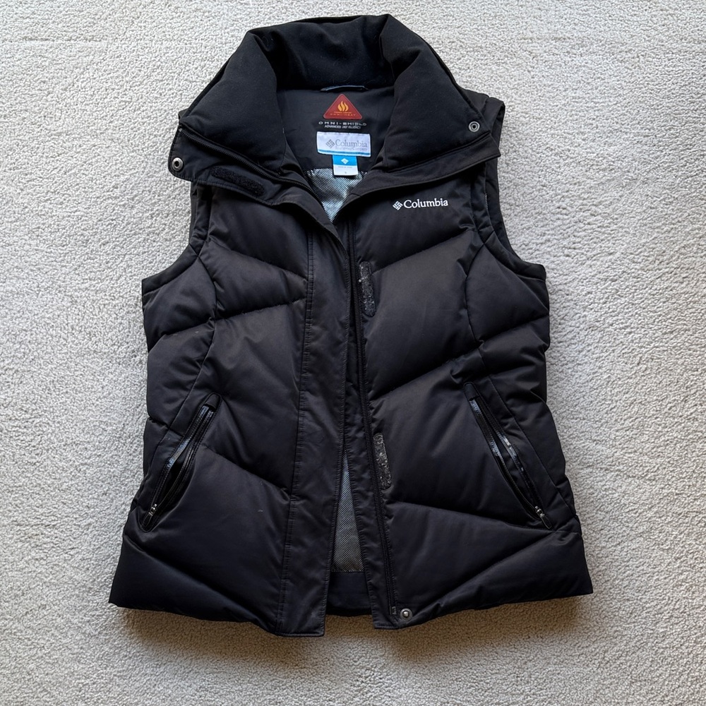 Columbia Women's Black Down Vest